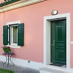 Sunshine House Corfu